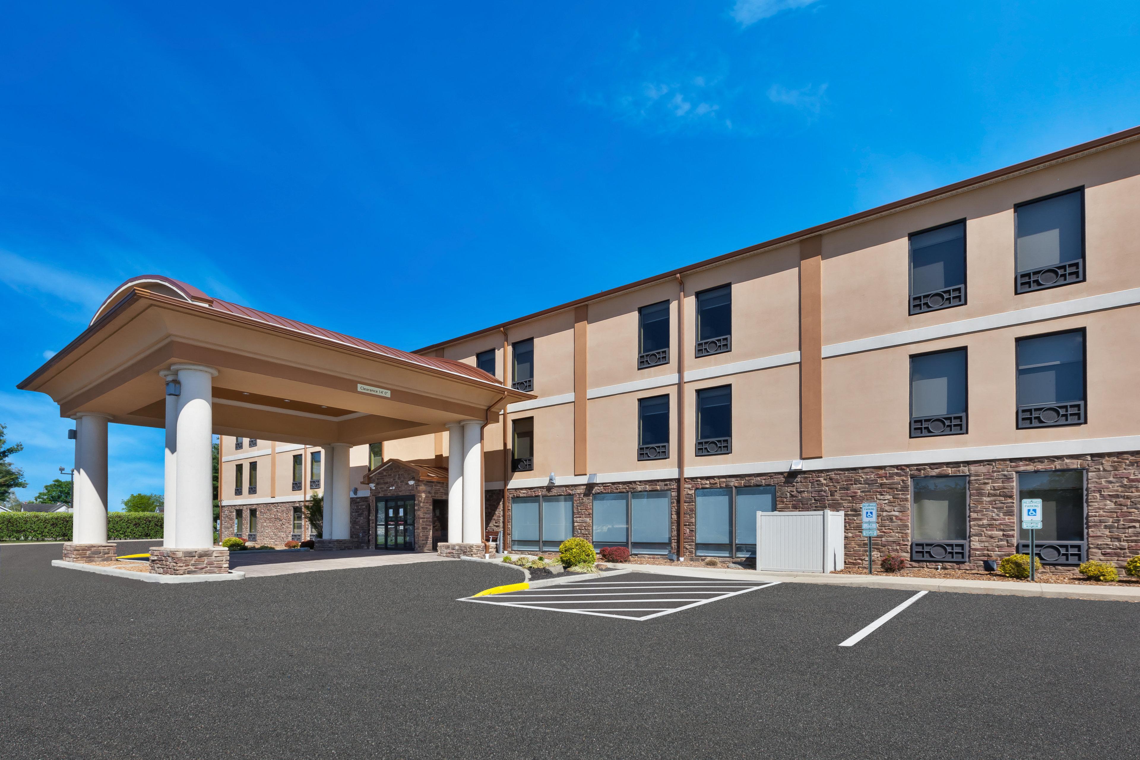 Locanda Express East By Ihg